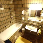 Thermal-badhotel Kirchler Тукс