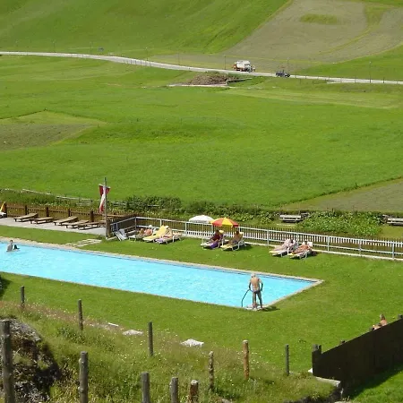 ثيرمال-بادهوتل كيرشلر فندق 4*