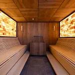 Thermal-badhotel Kirchler 4* Tux