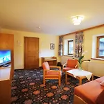 Ξενοδοχείο Thermal-badhotel Kirchler 4*