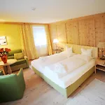 Ξενοδοχείο Thermal-badhotel Kirchler 4*